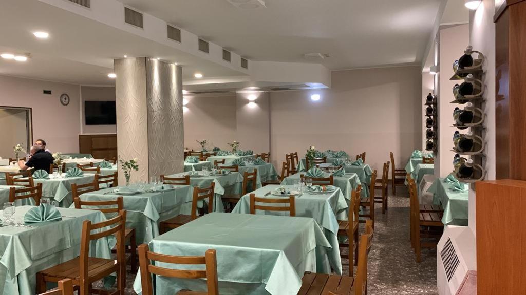 Hotel Ristorante San Giovanni Фалерна Екстериор снимка