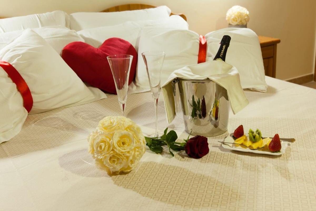 Hotel Ristorante San Giovanni Фалерна Екстериор снимка